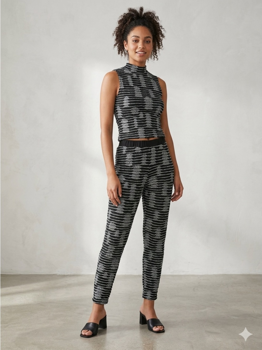 Win Win Metallic Silver Black Textured Knit Co-Ord Matching Set Made in USA
